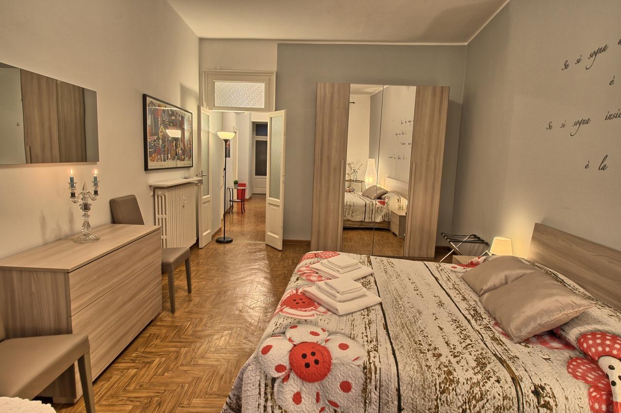 Piazza Duomo Amazing Apartamento Como Exterior foto